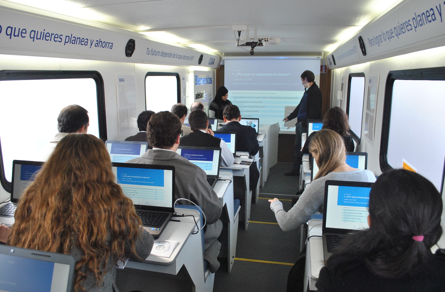 Fotografía Taller Educación Financiera BBVA Uruguay