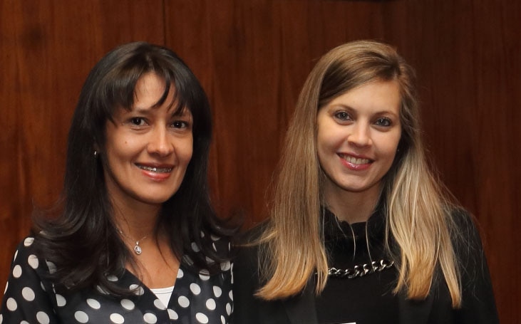 Montserrat Cabrera ganadora Pymes al Éxito con María José Pabón de BBVA Paraguay Forografía de Montserrat Cabrera ganadora Pymes al Éxito con María José Pabón de BBVA Paraguay