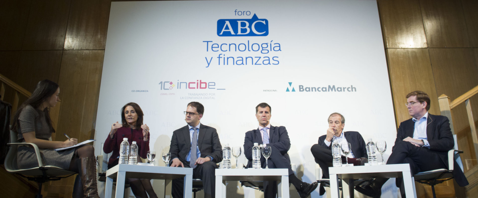 La colaboración con las 'fintech', vital para la banca | BBVA