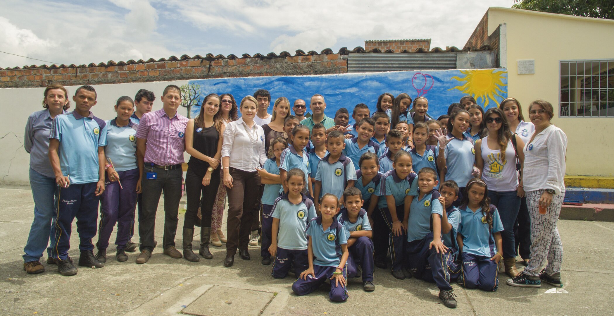 Estudiantes de la IE Pedro Pablo Bello de Pereira Fotografía de Estudiantes de la IE Pedro Pablo Bello de Pereira
