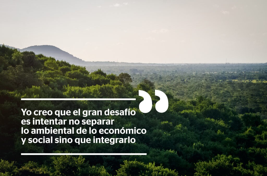 Imagen de cerros y vegetación en Paraguay Paisaje paraguayo