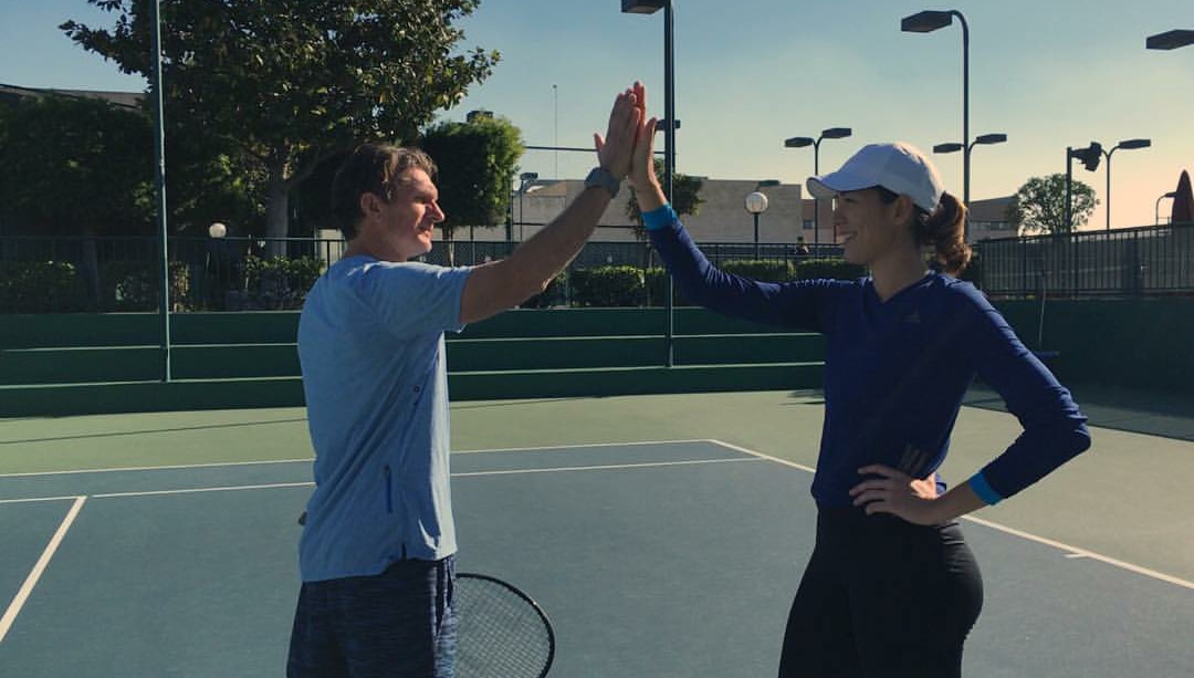 Garbiñe Muguruza y Sam Sumyk durante un entrenamiento Garbiñe Muguruza y Sam Sumyk durante un entrenamiento
