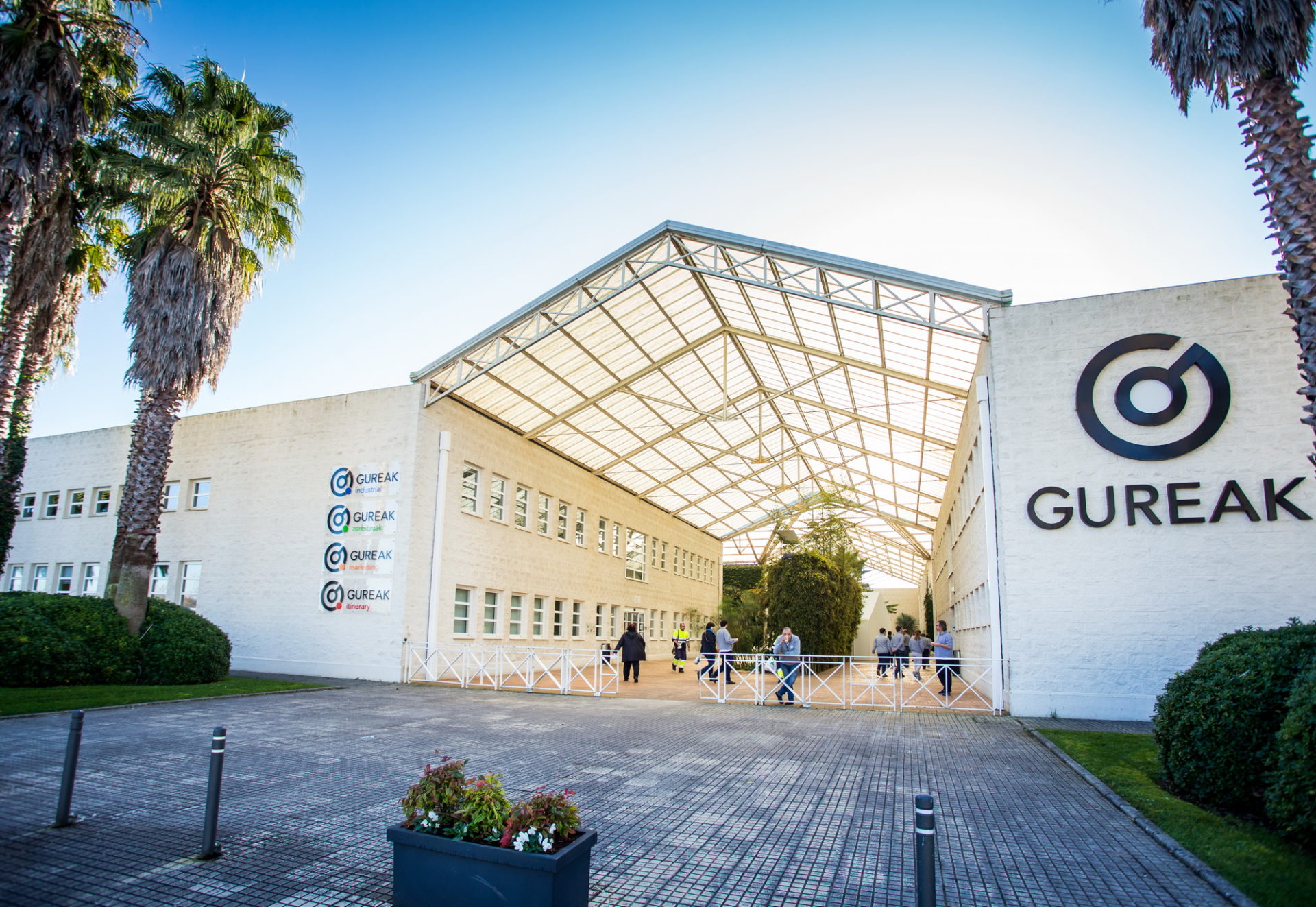 Fotografía de Gureak Premio Integra BBVA fachada sede central