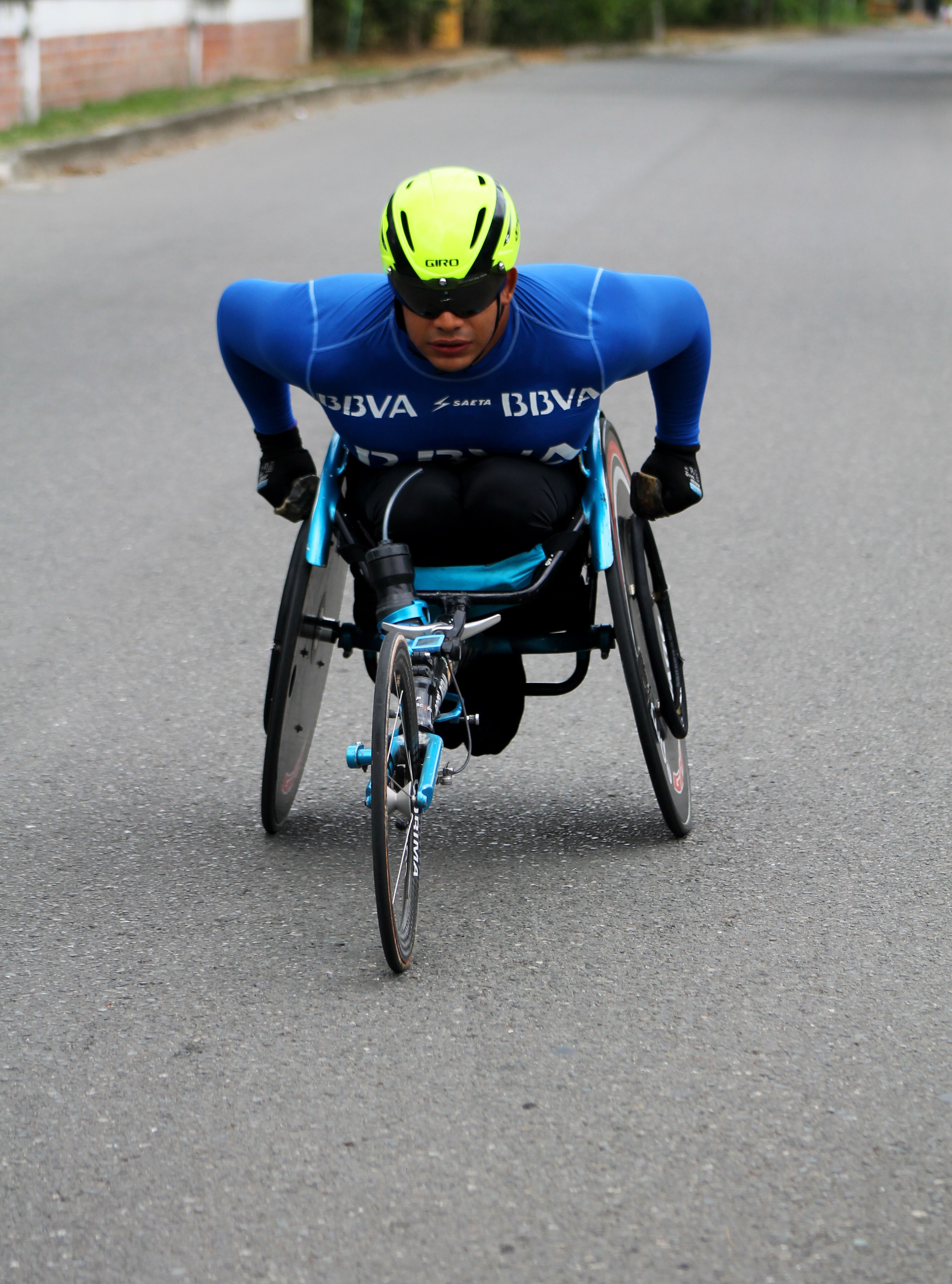 Atleta paralímpico Francisco Sanclemente Plan RC BBVA Colombia Atleta paralímpico Francisco Sanclemente Plan RC BBVA Colombia