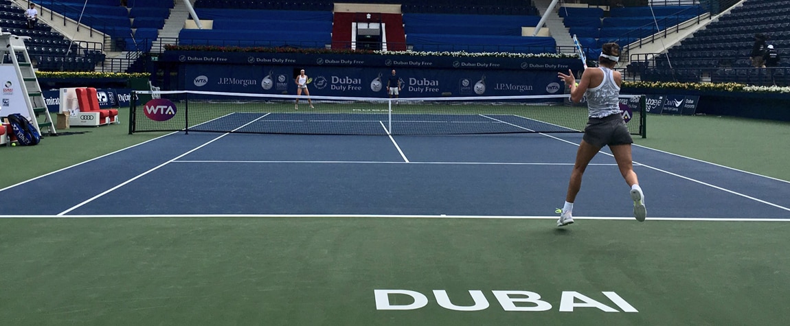 Garbiñe Muguruza entrena en las pistas del Open de Dubái BBVA