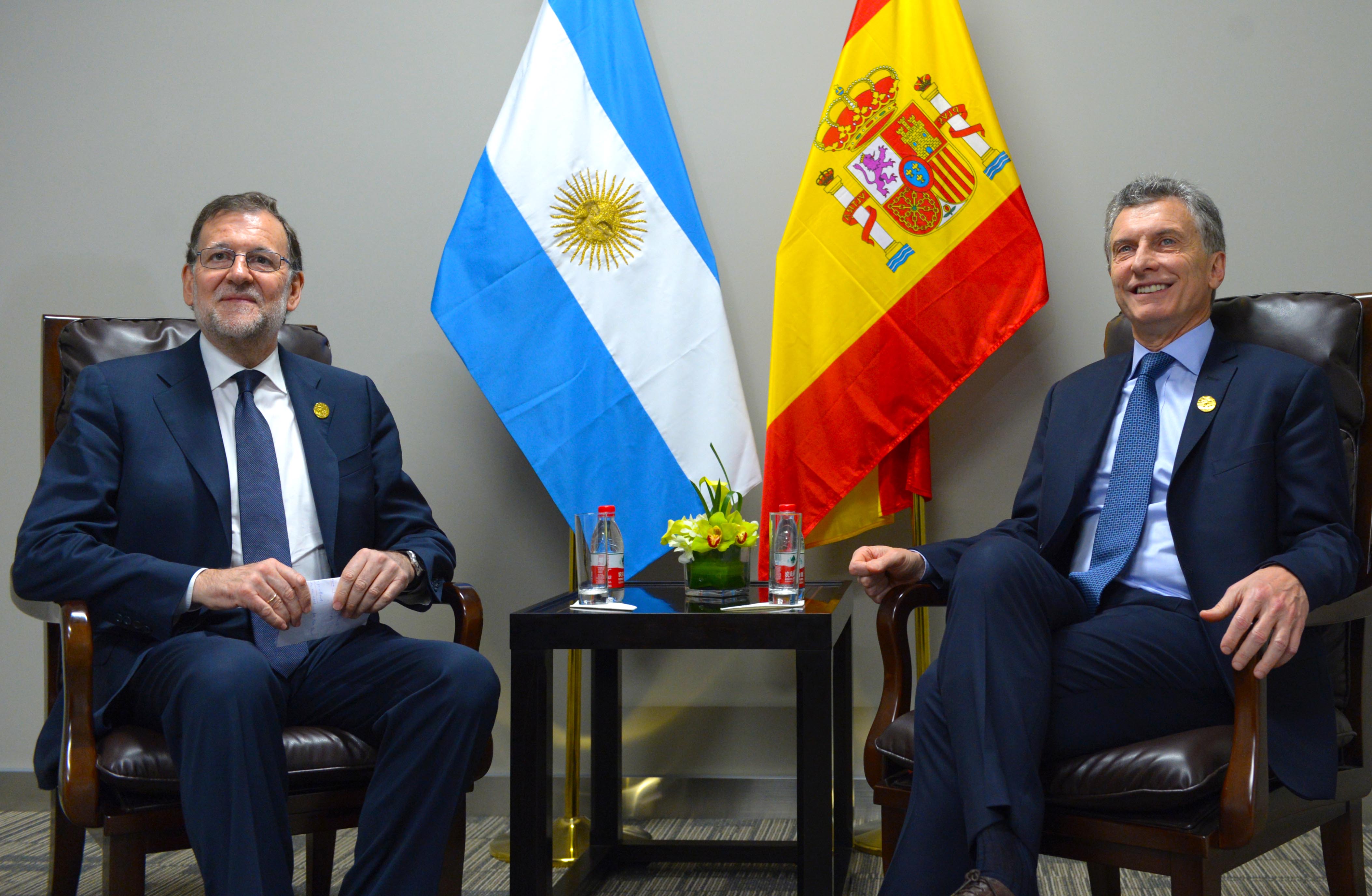 Mauricio Macri, presidente de Argentina, con Mariano Rajoy, presidente de España