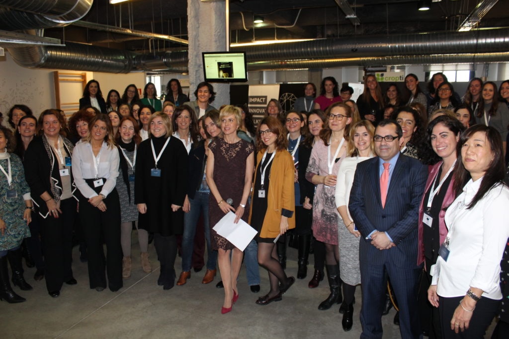 equipo women in data wayra