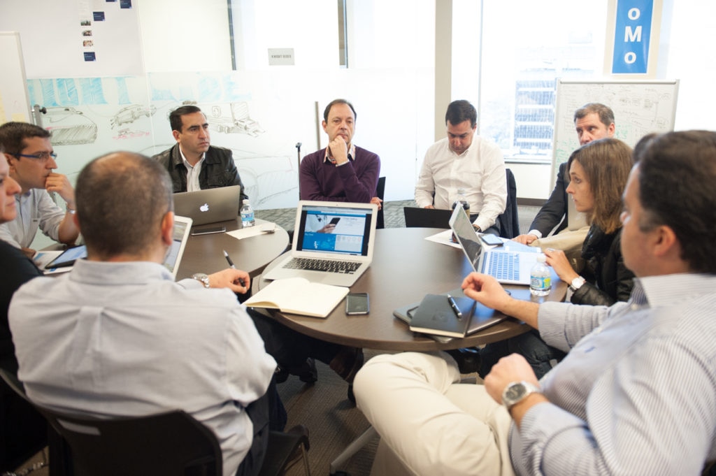 Fotografía de Grupo de trabajo de BBVA Colombia y el equipo de Data & Open Innovation
