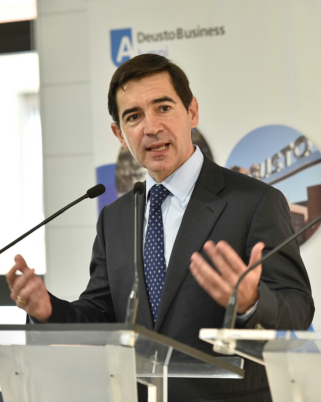 Carlos Torres Vila BBVA Bilbao Deusto Business Carlos Torres Vila BBVA Bilbao Deusto Business