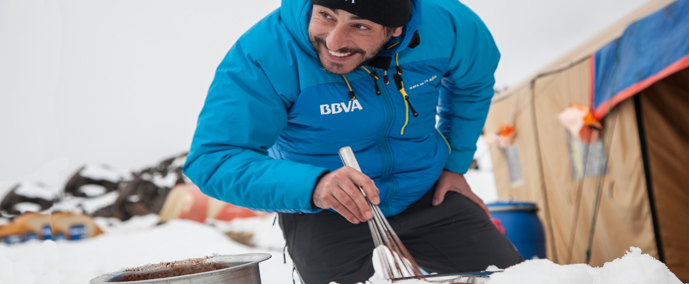 Jordi Roca preparando helado en el Annapurna Jordi Roca preparando helado en el Annapurna