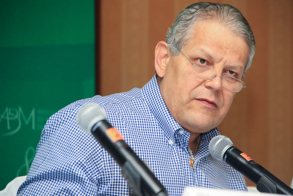 Luis Robles Miaja, Presidente de Bancomer Luis Robles Miaja, Presidente de Bancomer