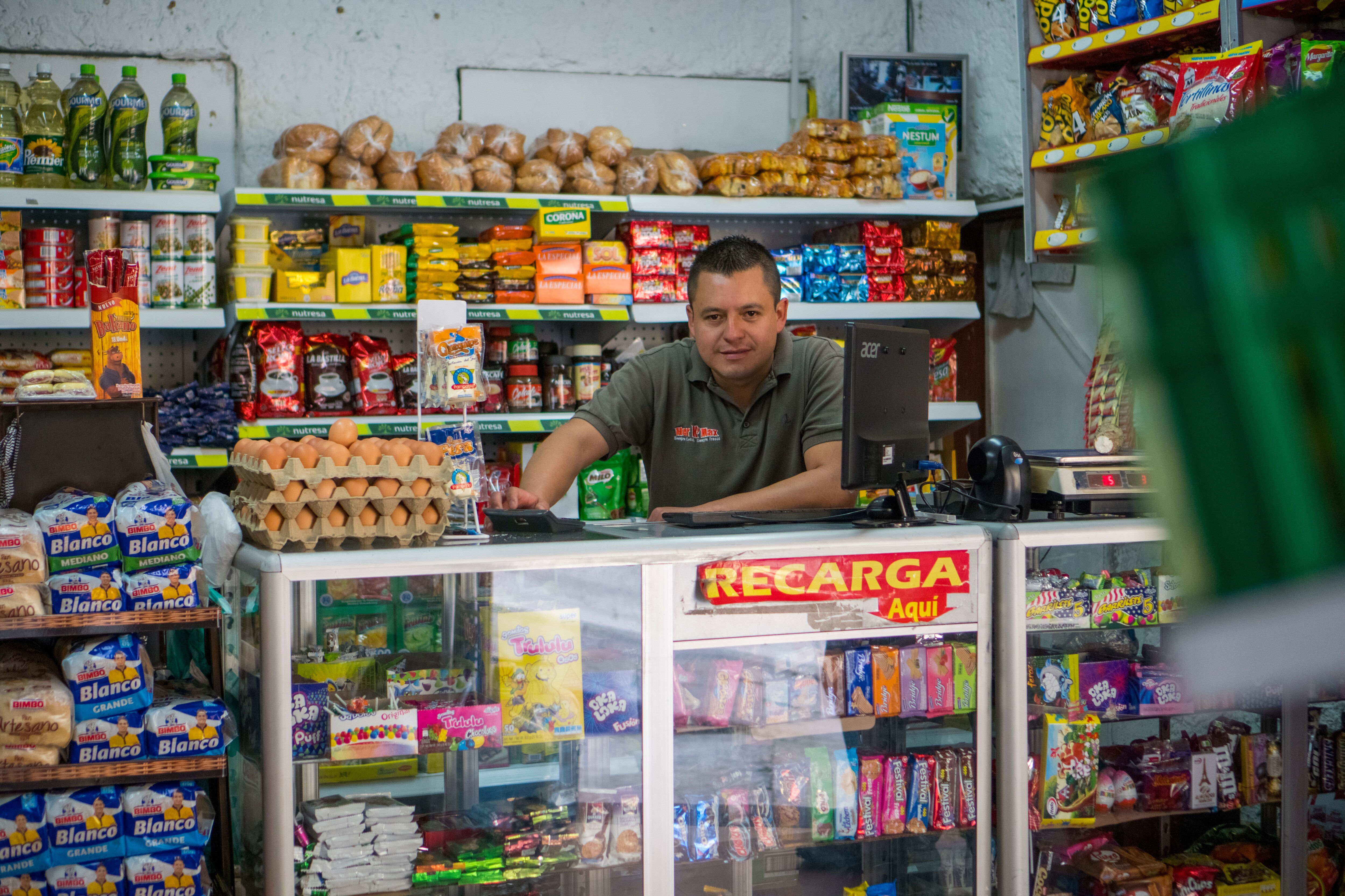 Absalón Salas, emprendedor de Bancamía, entidad de la FMBBVA en Colombia Fotografía de Absalón Salas, emprendedor de Bancamía, entidad de la FMBBVA en Colombia