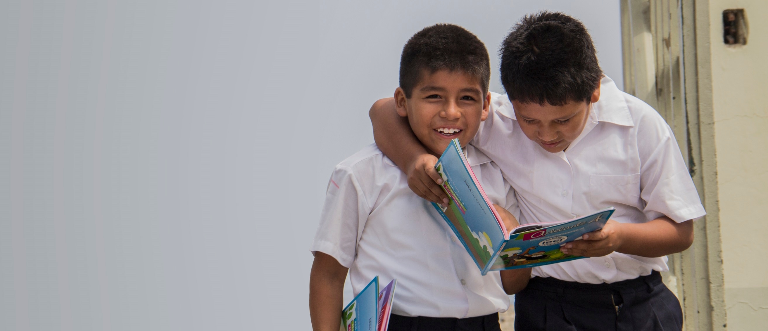 Escolares peruanos que forman parte del programa Fotografía de estudiantes peruanos del programa