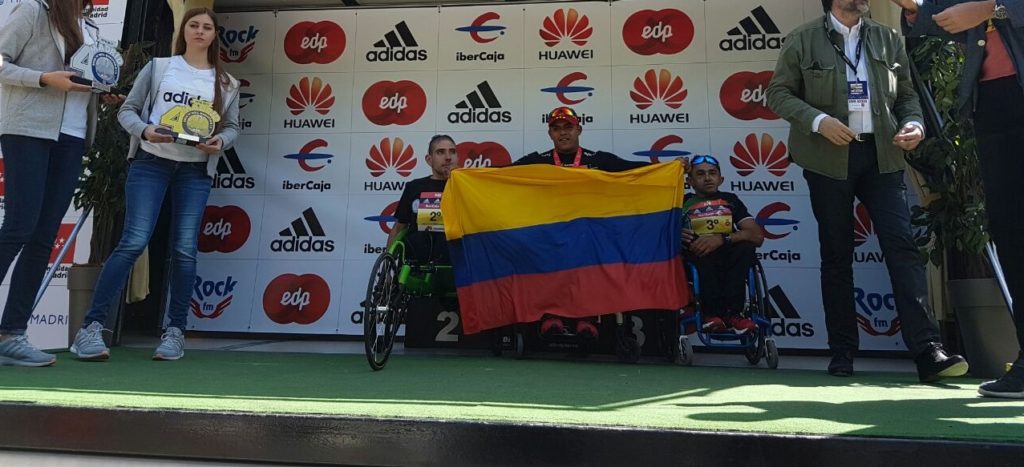 Francisco Sanclemente campeón maratón Madrid modalidad sillas atléticas T54 Fotografía de Francisco Sanclemente campeón maratón Madrid modalidad sillas atléticas T54