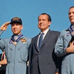 Apollo 13 John Swigert, Fred Haise and James Lovell con Nixon después de la mision