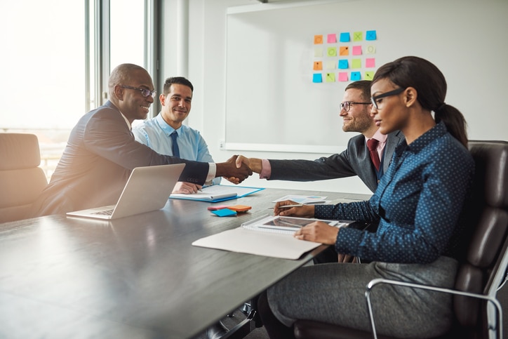RECURSO economia finanzas fintech acuerdo trabajo presentacion equipo contrato laboral