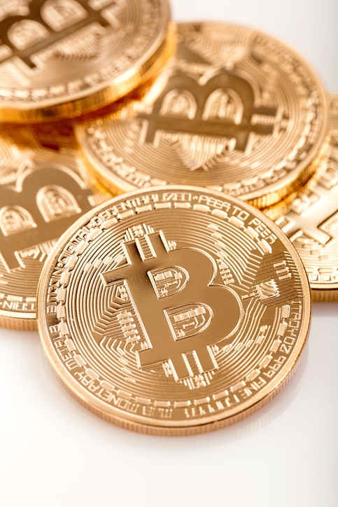 RECURSO bitcoin moneda digital blockchain fintech tecnologia