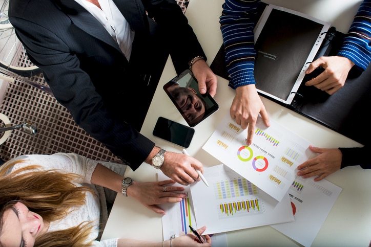 RECURSO economia archivos marketing empresa pyme SME equipo laboral trabajo Brainstorm Business estrategia finanzas