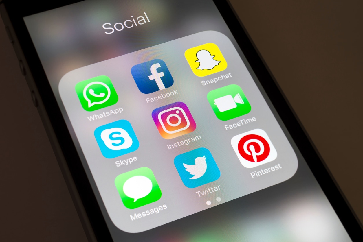 instagram facebook twitter recurso tech pinterest redes sociales tech movil skype snapchat facetime apple