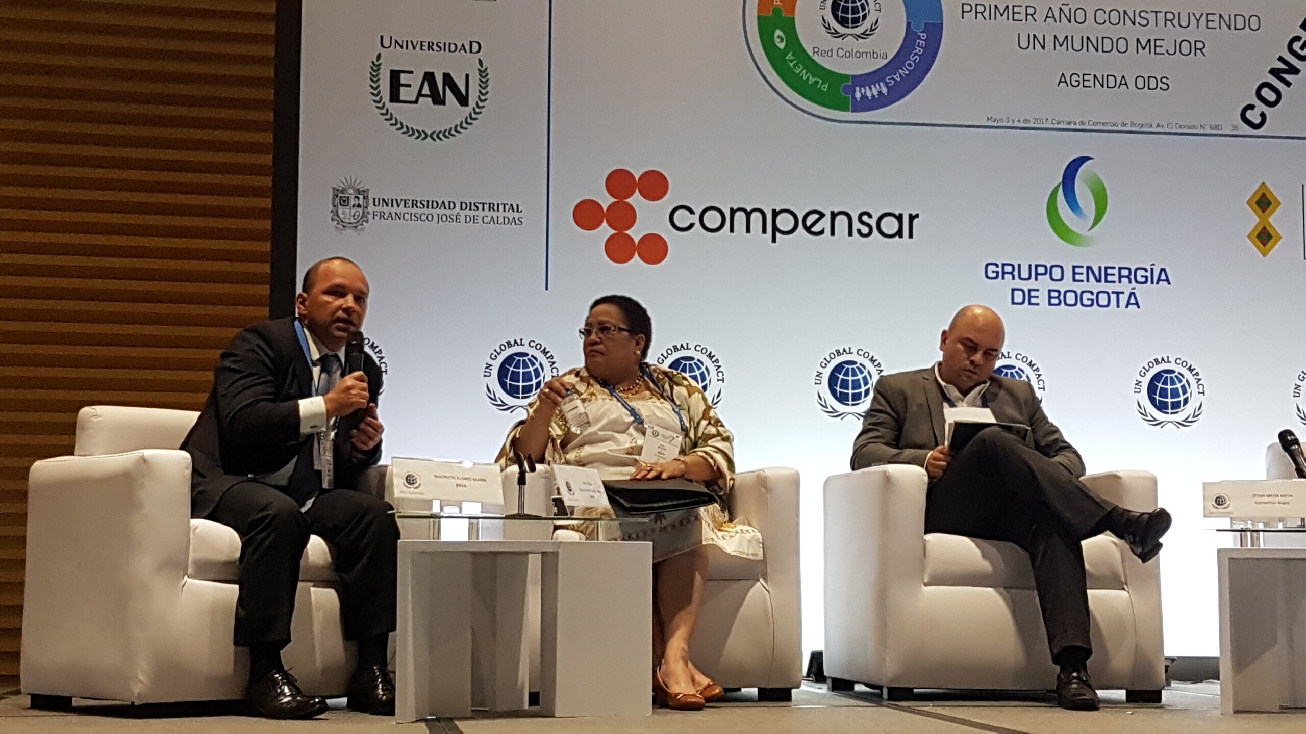 Mauricio Flores, director de Responsabilidad Corporativa de BBVA interviene en el panel Mauricio Flores, director de Responsabilidad Corporativa de BBVA interviene en el panel