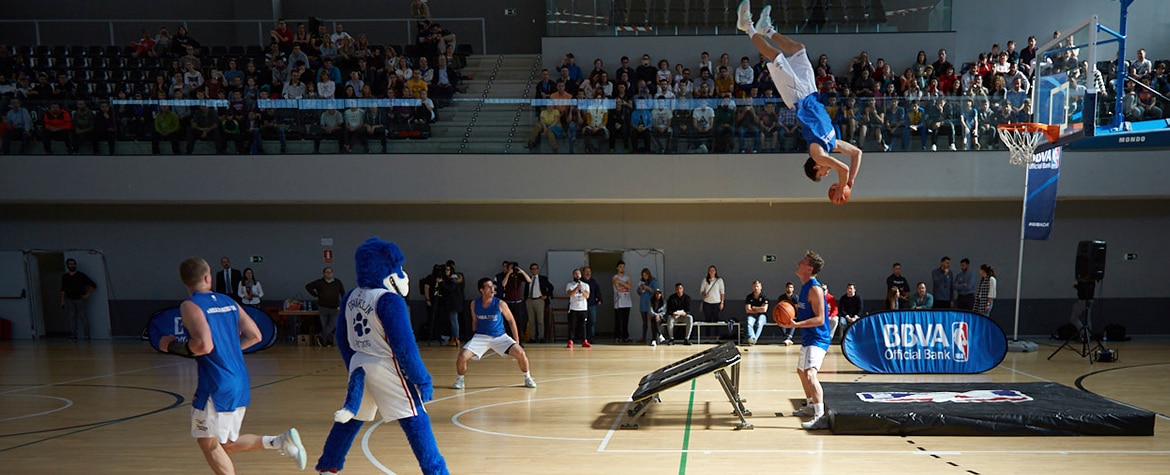 bbva_palencia-primera-ciudad-en-estrenar-su-cancha-nba