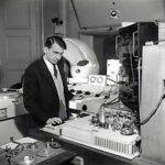 Pierre Schaeffer en su estudio, 1951