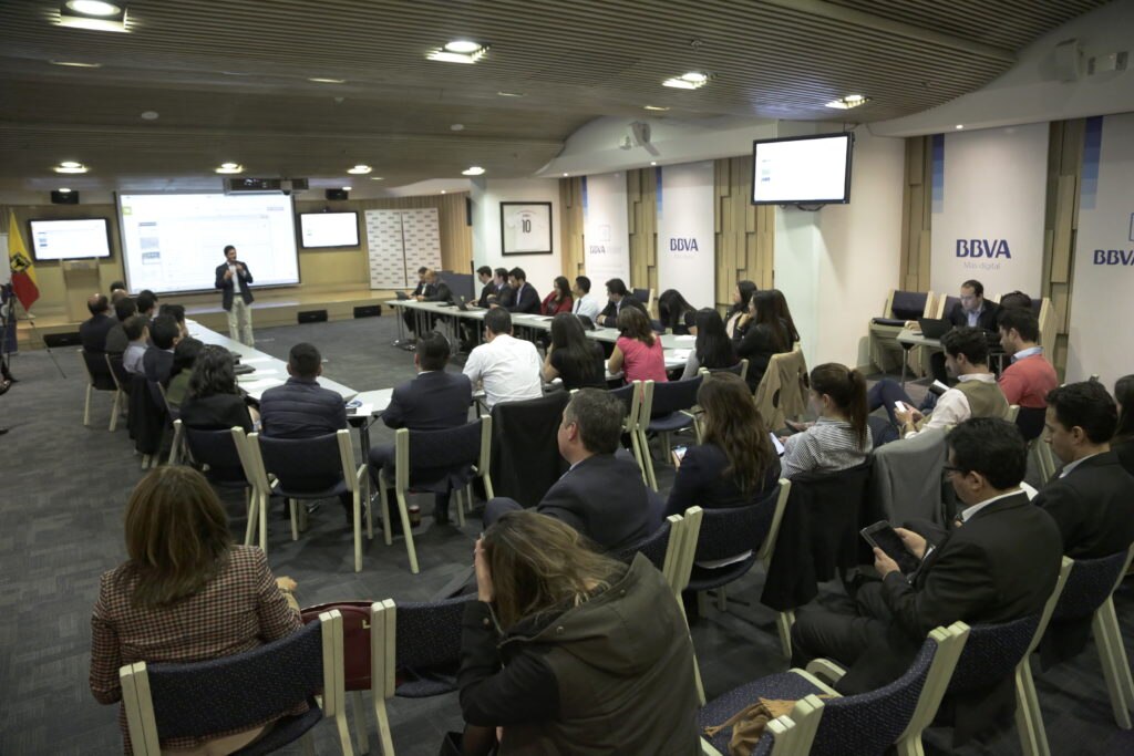 CEO DIGITAL BANK EN LA JORNADA DE PITCH DAY FOTOGRAFÍA DE CEO DIGITAL BANK EN LA JORNADA DE PITCH DAY
