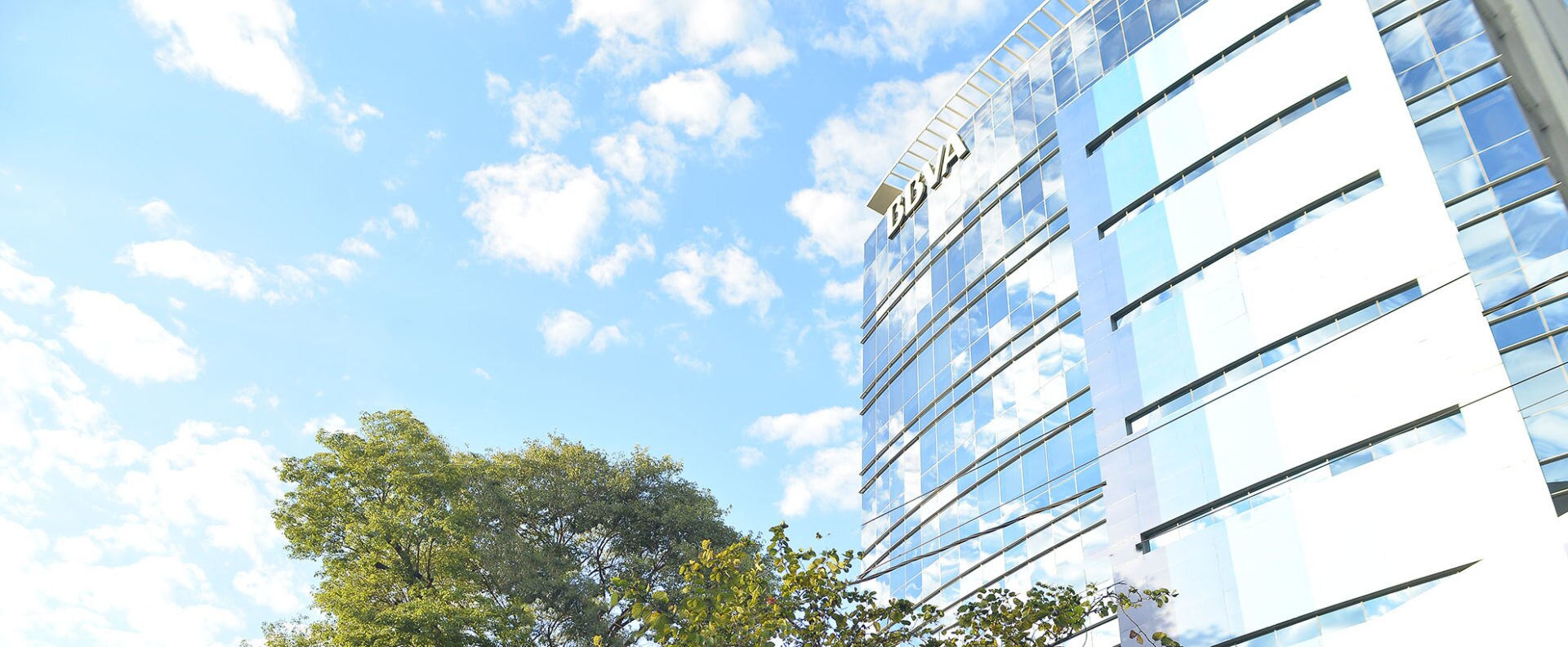 Fachada edificio Paraguay