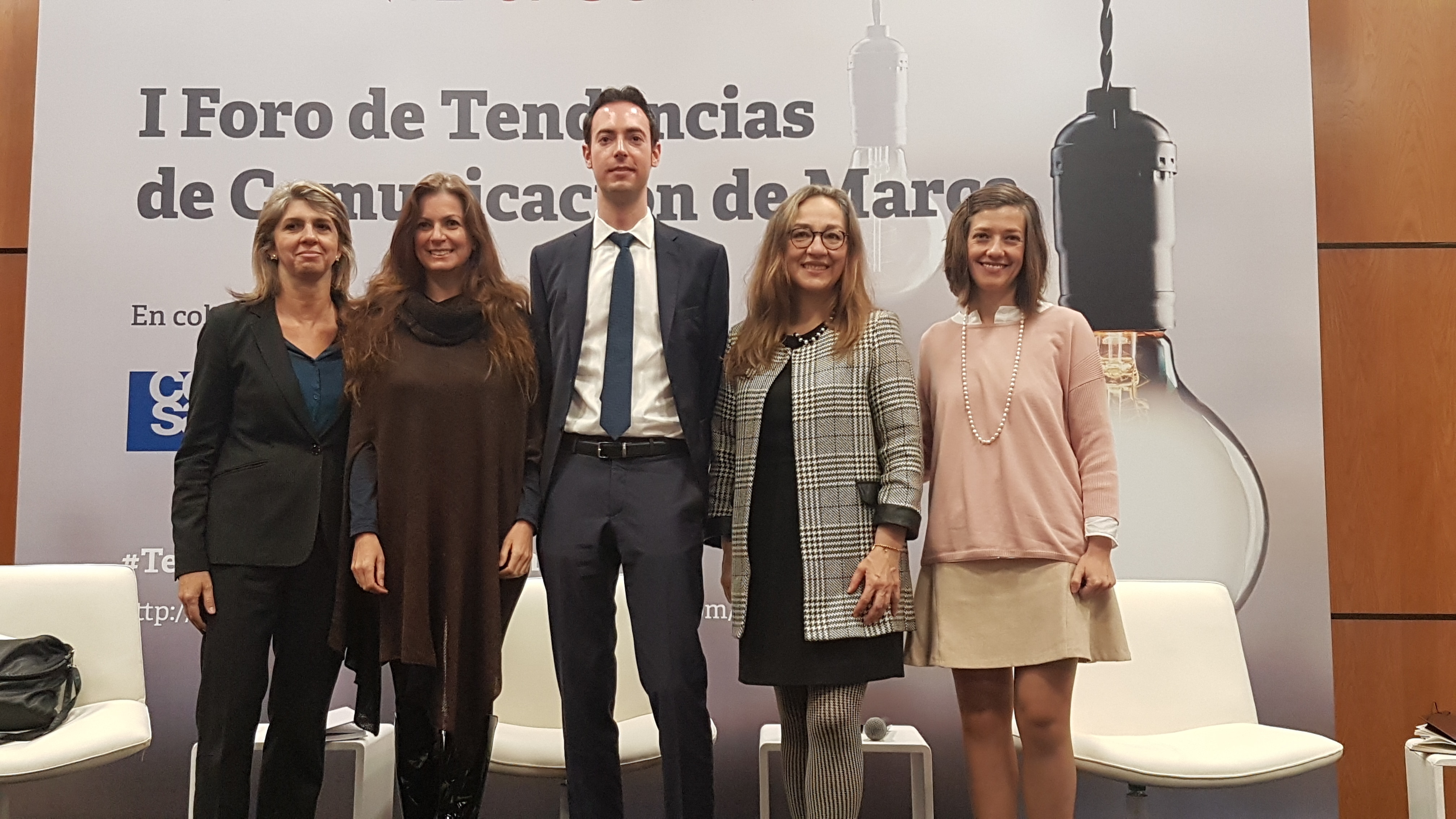 Fotografía de Expertos en comunicación y del sector financiero debatieron acerca de los beneficios del