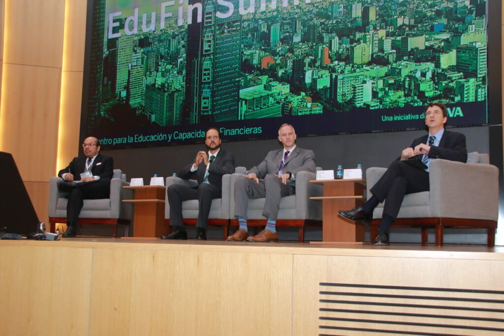 Jorge Sicilia summit de educación financiera Imagen Jorge Sicilia summit de educación financiera