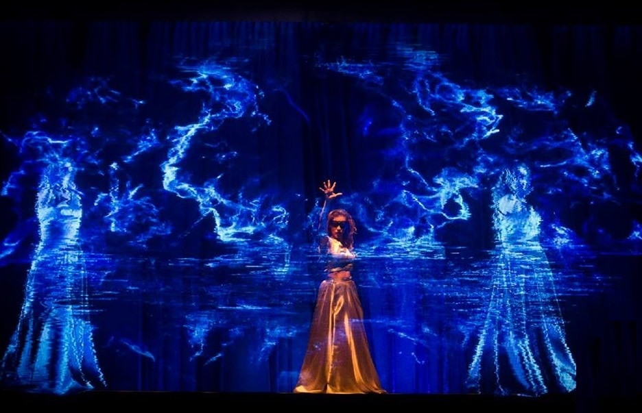 El primer espectáculo con holograma en Perú se realizó durante la presentación de la tarjeta Special Edition de BBVA Continental. Fotografía de espectáculo con holograma organizado por BBVA Continental.