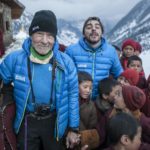 carlos_soria_y_jordi_roca_con_los_nios_lama_del_monasterio_de_lho carlos_soria_y_jordi_roca_con_los_nios_lama_del_monasterio_de_lho