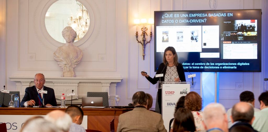 elena-alfaro-apie-bbva elena-alfaro-apie-bbva