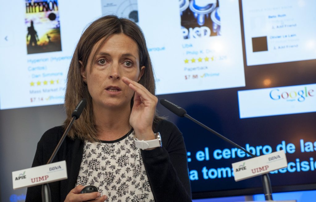 elena-alfaro-apie-bbva-210617 elena-alfaro-apie-bbva-210617