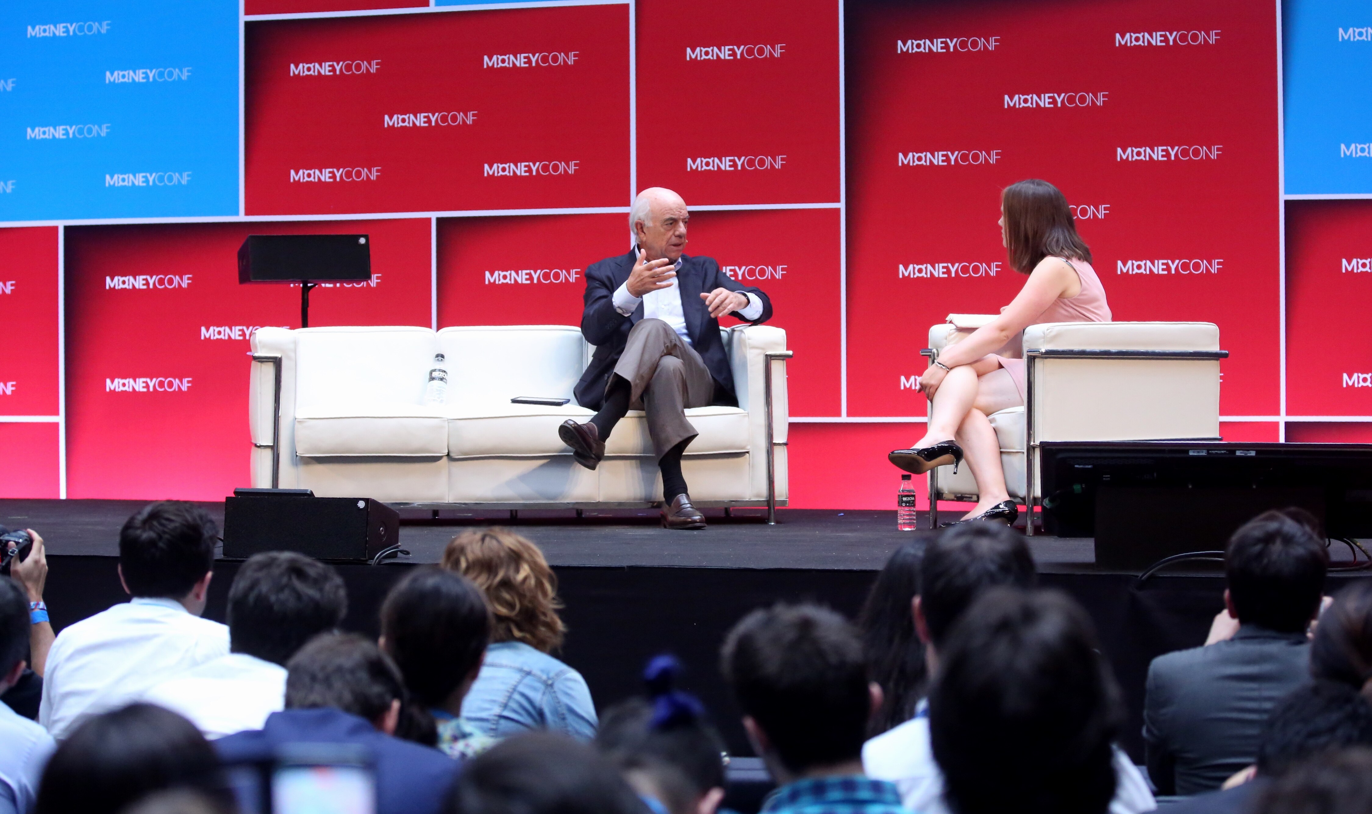 interior-dos-francisco-gonzalez-bbva-moneyconf