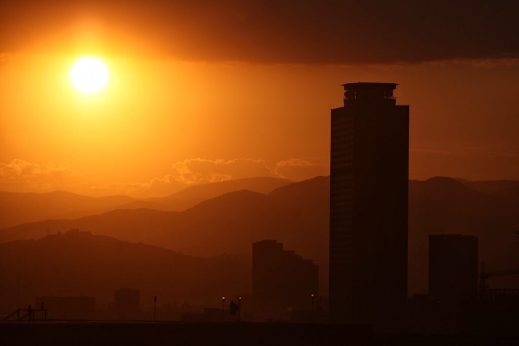 ATARDECER EN CIUDAD DE MÉXICO- bbva ATARDECER EN CIUDAD DE MÉXICO- bbva
