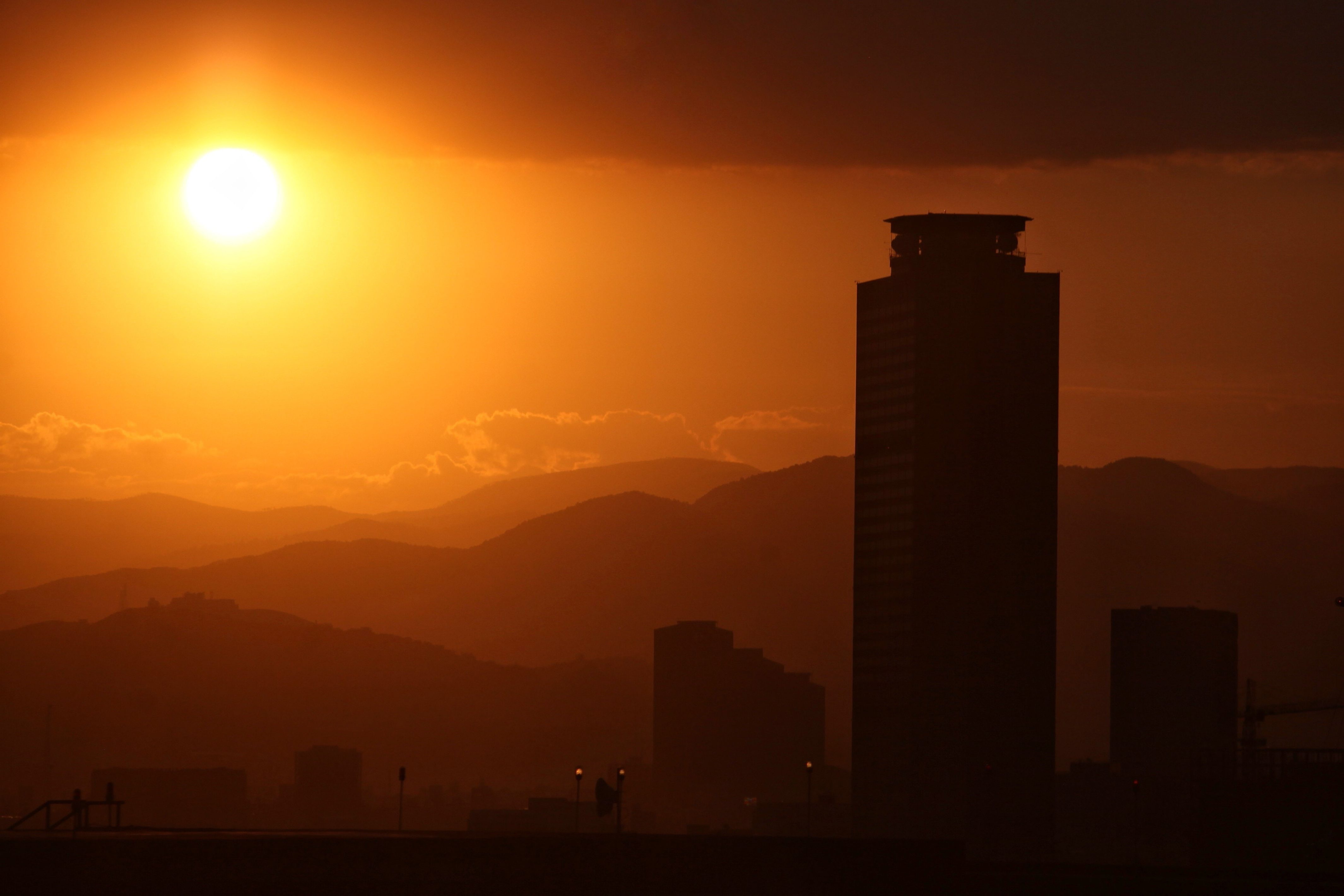 ATARDECER EN CIUDAD DE MÉXICO- bbva ATARDECER EN CIUDAD DE MÉXICO- bbva
