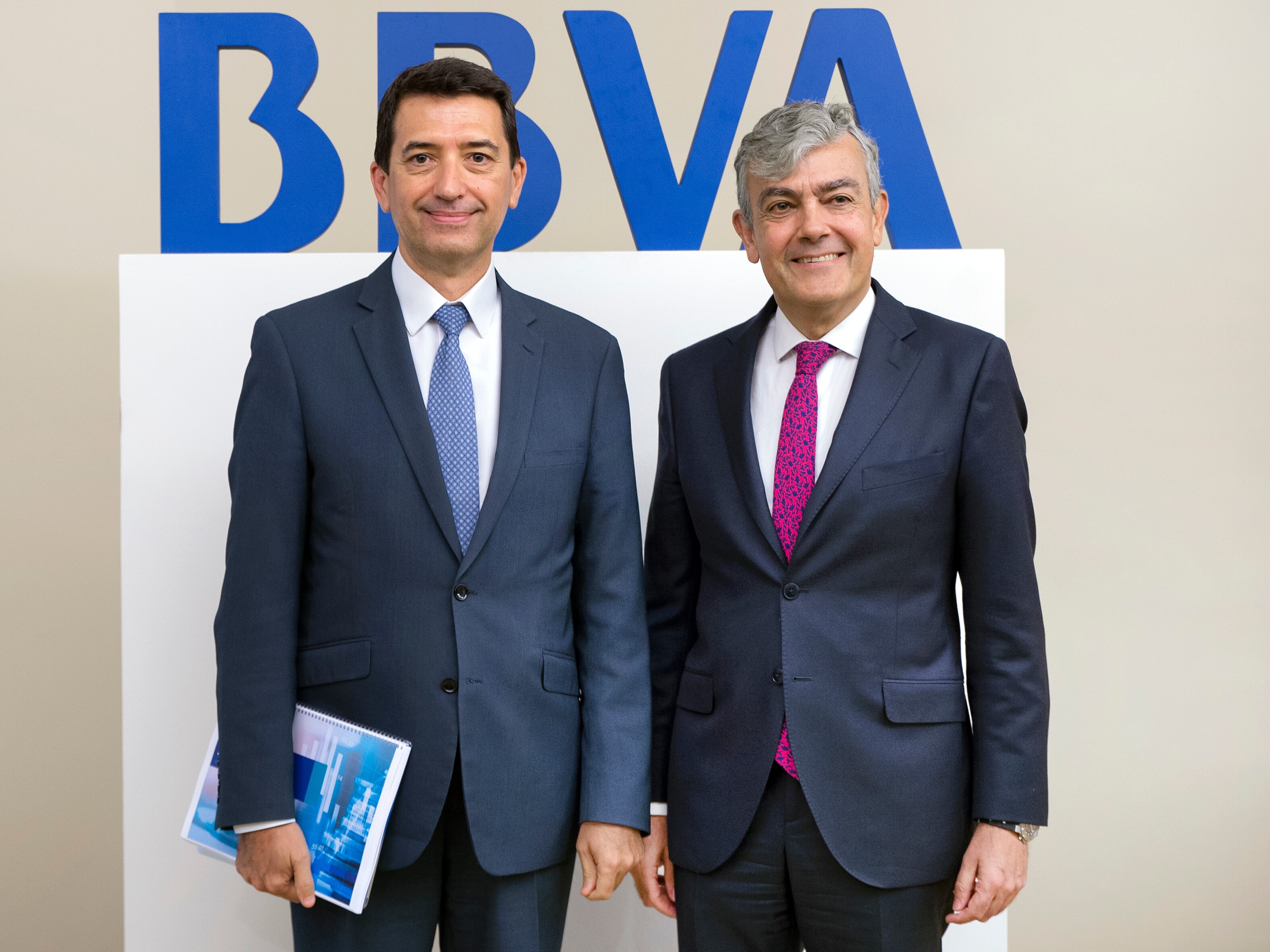bbvasituacionpv Rafael Domenech y Carlos Gorria han presentado el informe 'Situación País Vasco'