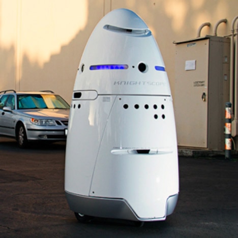 los-robots-ya-patrullan-como-vigilantes-de-seguridad-bbva