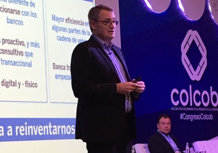 fotografía de Oscar Cabrera Congreso Colcob