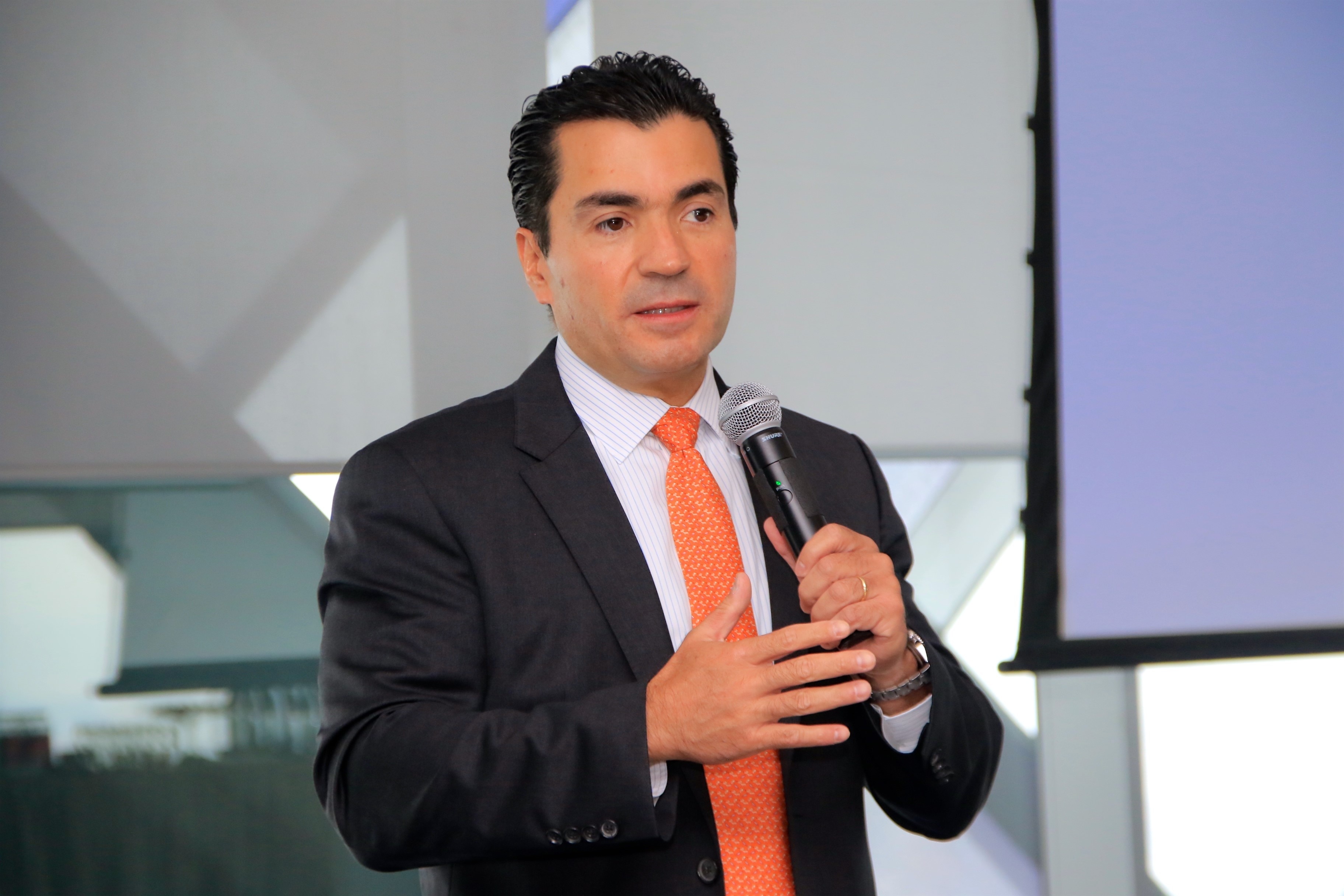 eduardo-osuna-director-general-de-bbva-bancomer eduardo-osuna-director-general-de-bbva-bancomer