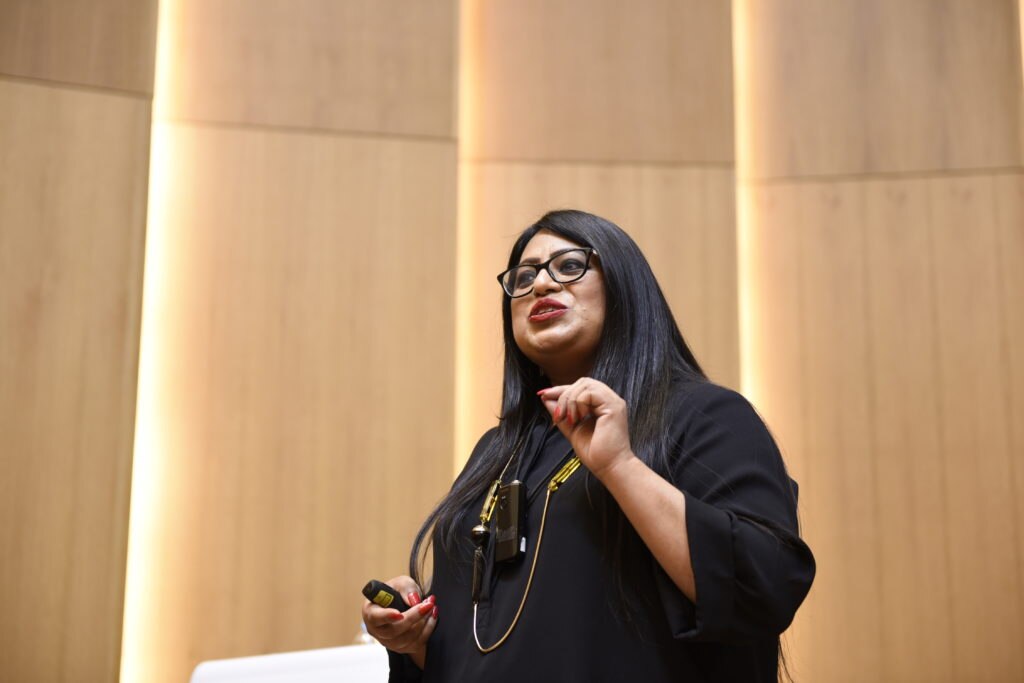 farrah-qureshi-foro-incluye-bbva-bancomer farrah-qureshi-foro-incluye-bbva-bancomer