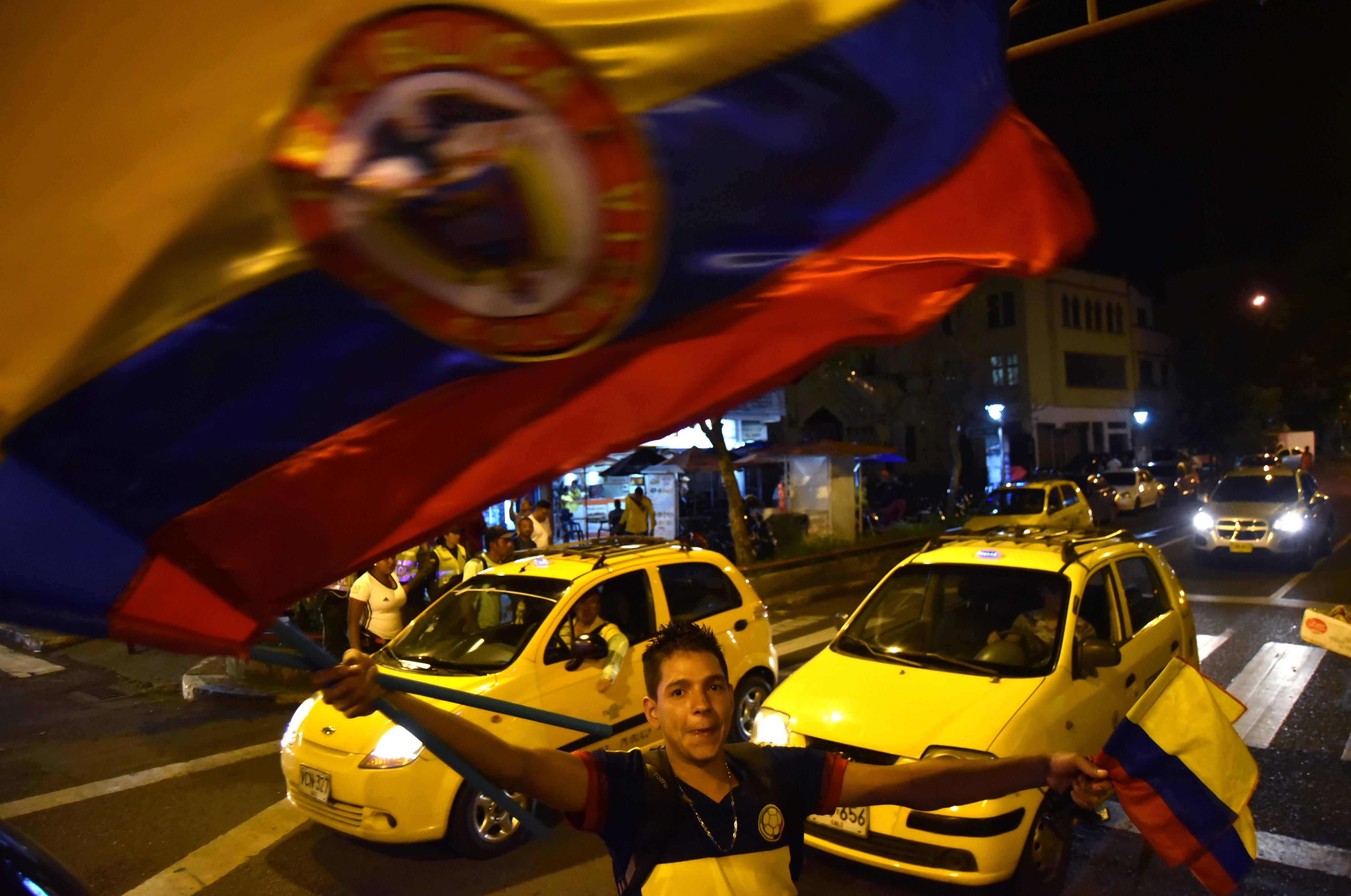 Celebración clasificación Colombia mundial de Rusia 2018 Fotografía de Celebración clasificación Colombia mundial de Rusia 2018