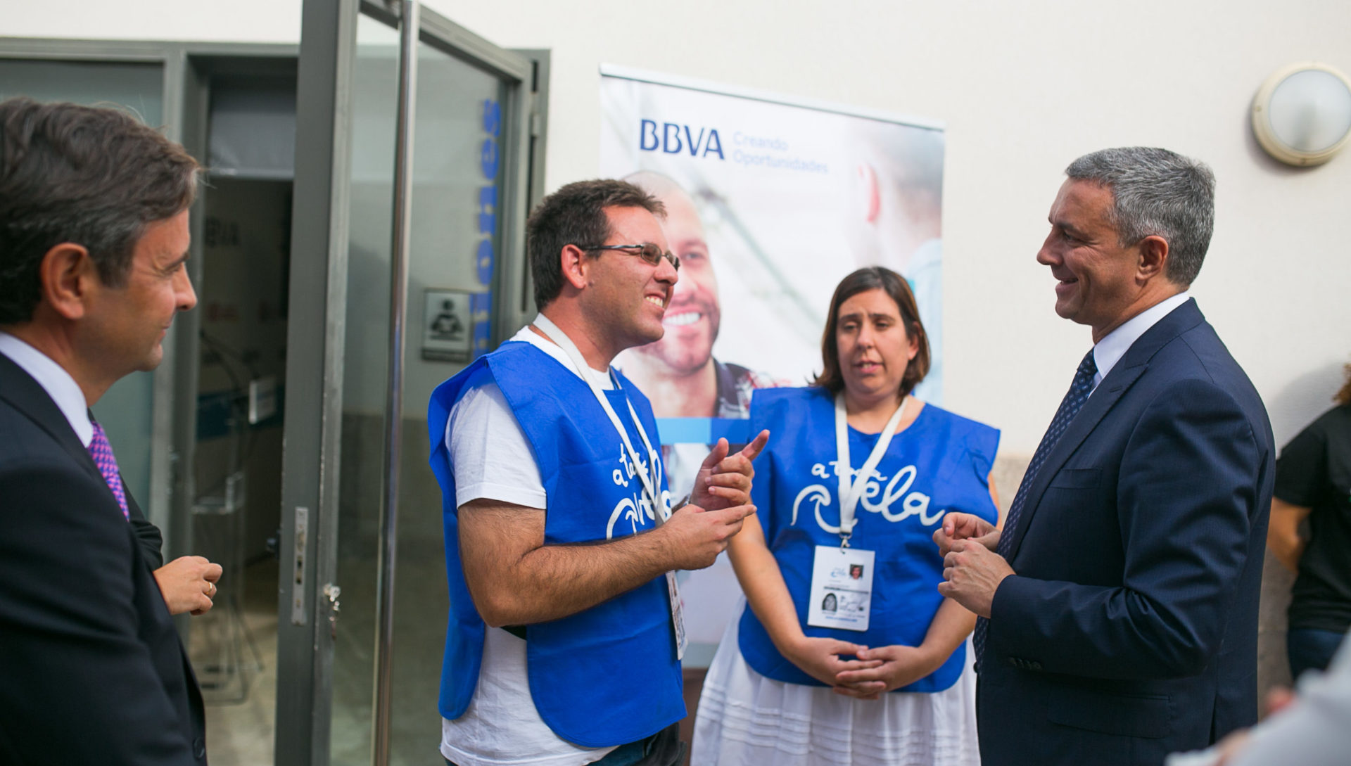 Una nueva vida para los móviles usados, proyecto premiado por BBVA