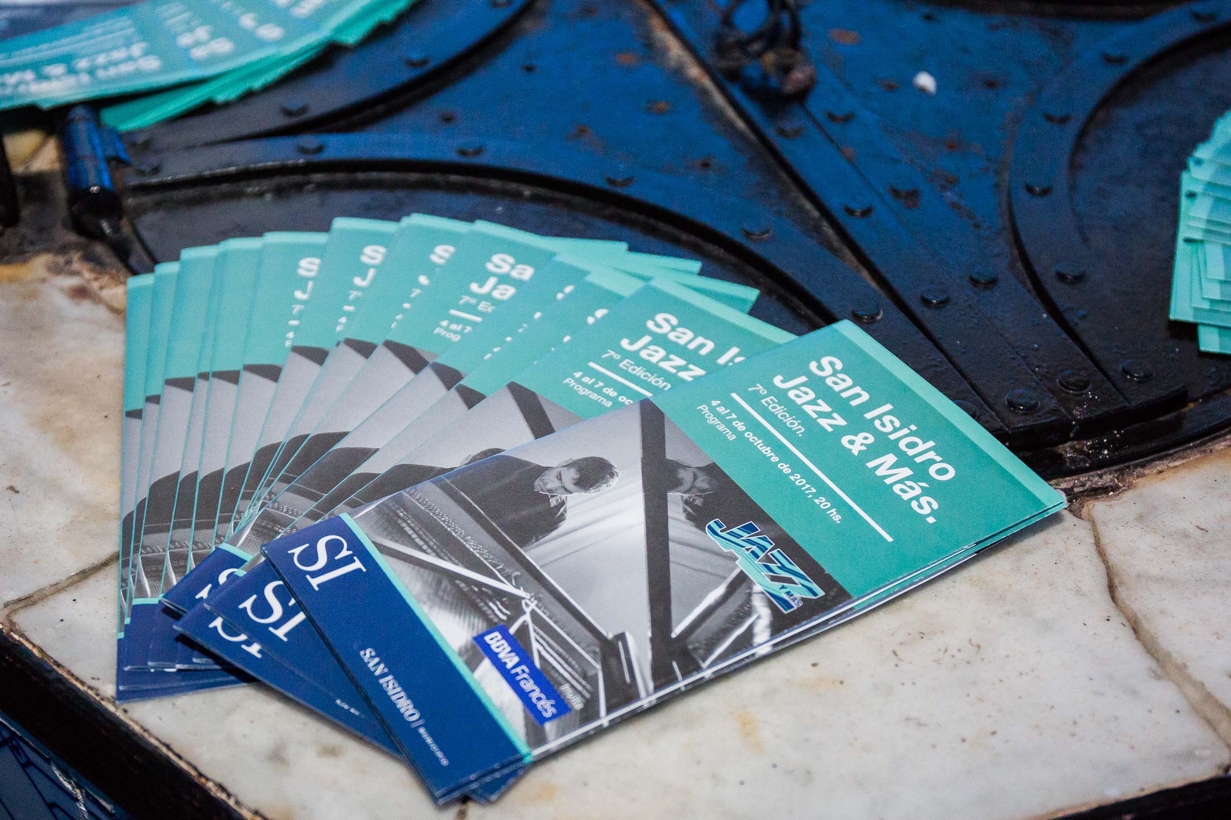 Folletos del Festival San Isidro Jazz & Más, patrocinado por BBVA Francés Festival San Isidro Jazz & Más, patrocinado por BBVA Francés