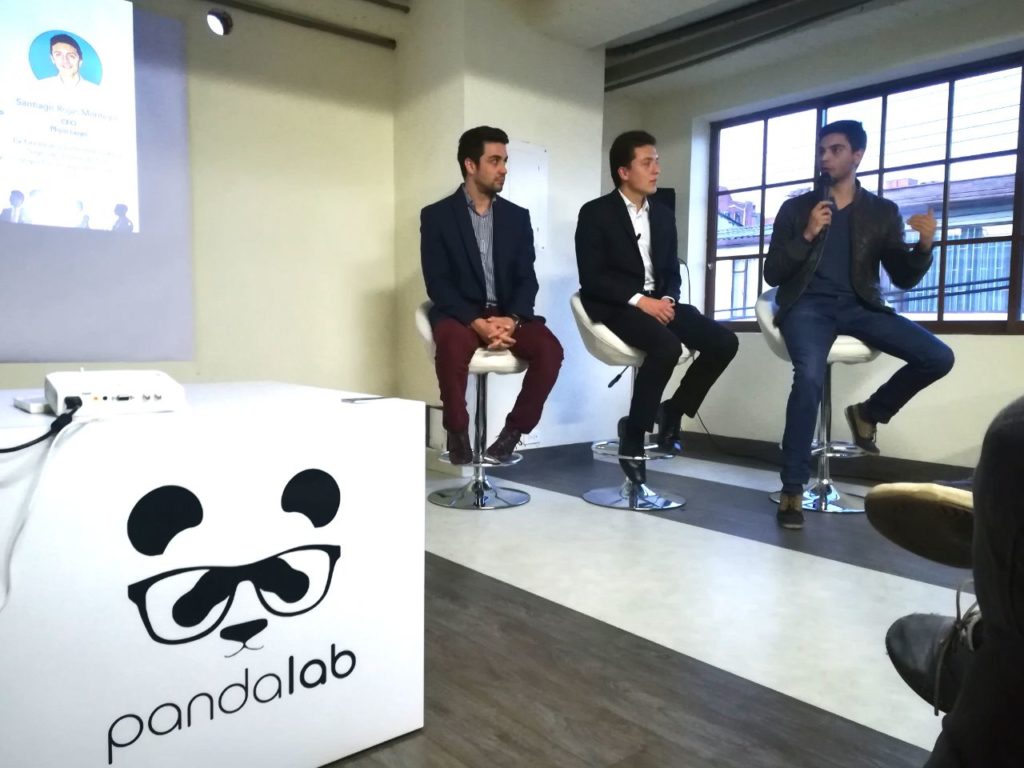 fotografía de Sergio Zuñiga, Santiago Rojas y Sebastián Caro en Panda Lab