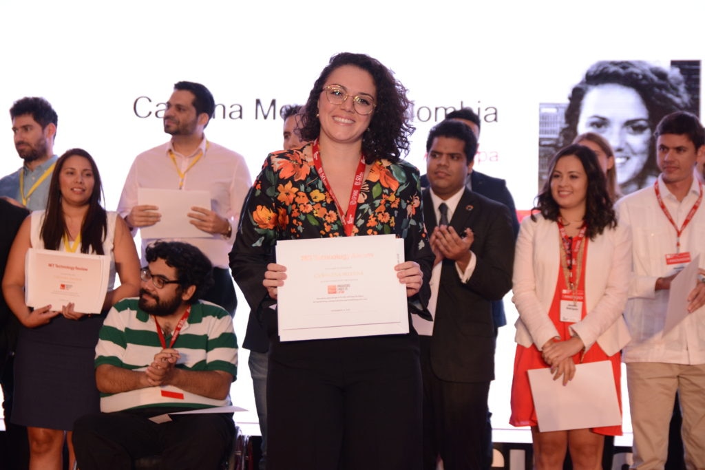 MIT Innovadores menores de 35 Latam-humanitaria-del-ano_carolina-medina-2 MIT Innovadores menores de 35 Latam-humanitaria-del-ano_carolina-medina-2
