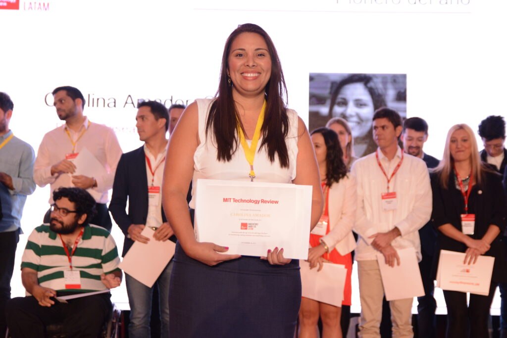 MIT Innovadores Menres de 35 Latam-pionera-del-ano_carolina-amador-2 MIT Innovadores Menres de 35 Latam-pionera-del-ano_carolina-amador-2