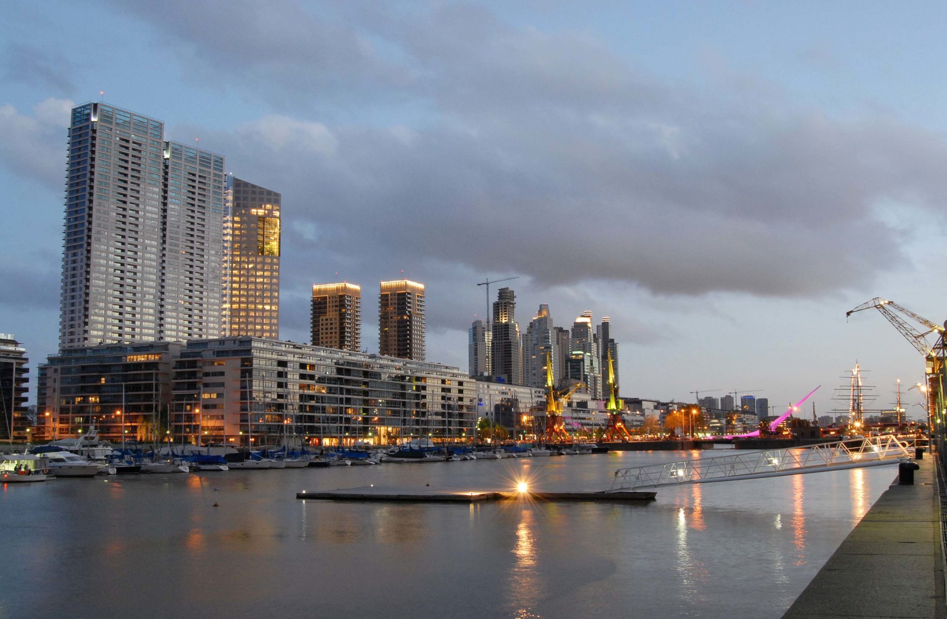 Buenos-Aires-Puerto-Madero_Analisis-economia-martin-lagos-argentina-bbva-frances-bbva