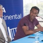 Fotografía de Nolberto Solano, asistente de Ricardo Gareca, en conversatorio mundialista organizado por BBVA Continental.